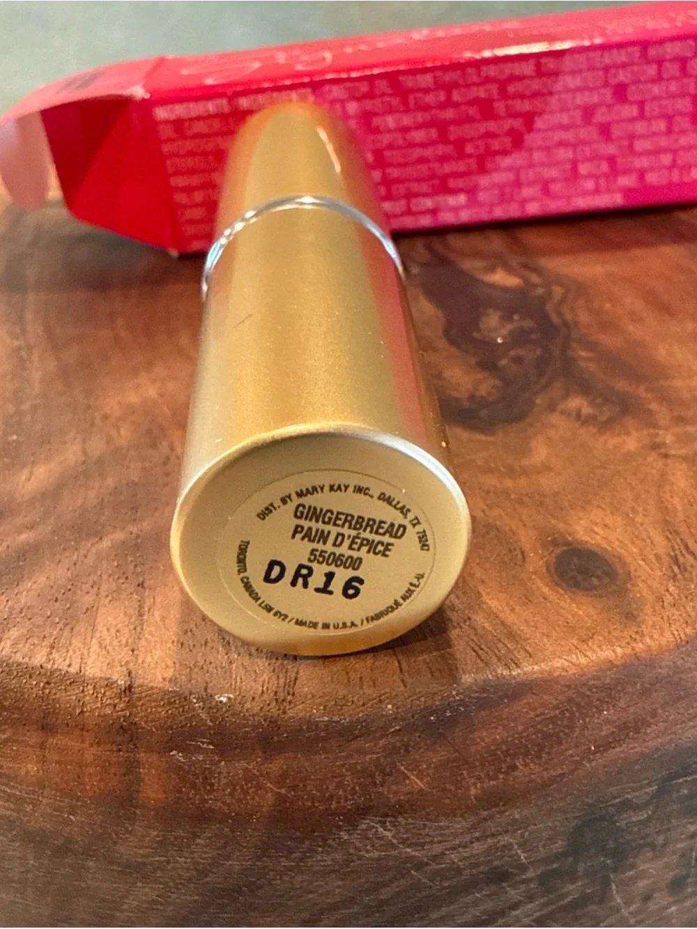 NIB VTG Mary Kay Signature Creme Lip Stick Gingerbread # 550600 Discontinued